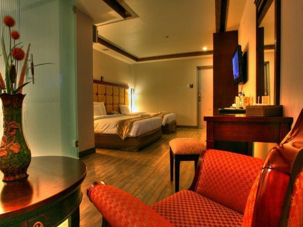 M Chereville Hotel Manila Image 10