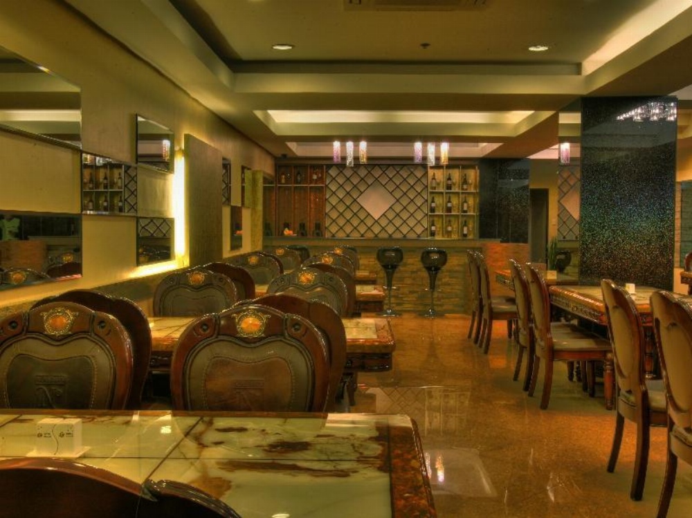 M Chereville Hotel Manila Image 7